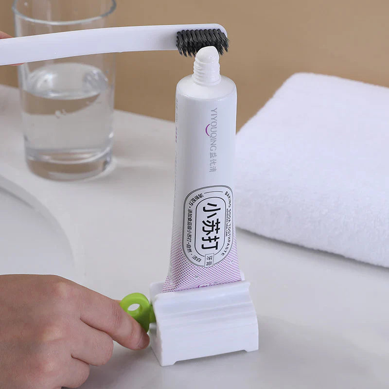Rolling Toothpaste Squeezer